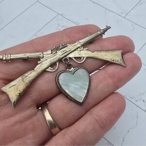 Vintage Sterling Silver Crossed Rifles Mother of Pearl Heart Brooch Pin MOP 7.5g